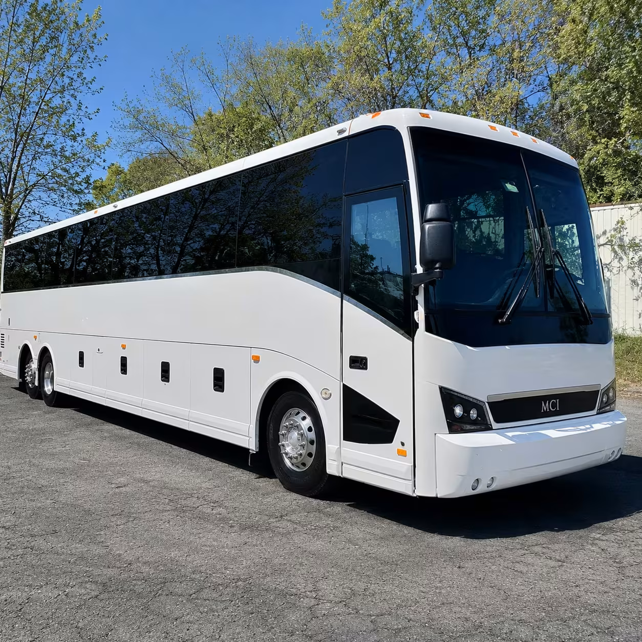 stockton concert bus rentals for adventist health arena shows