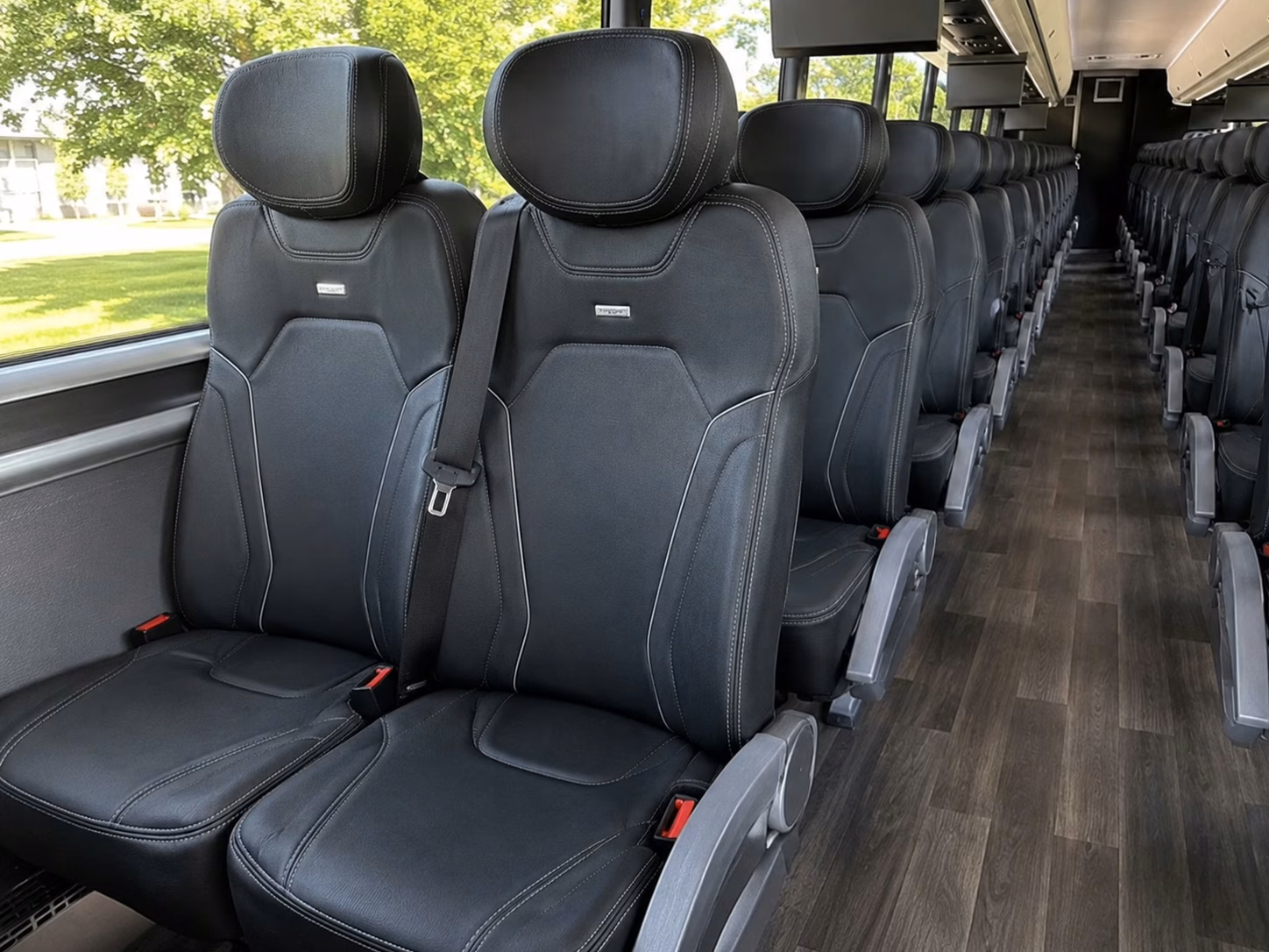 stockton wedding shuttle buses for smf and sfo airport guests