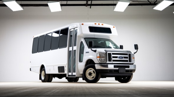 15 passenger minibus lodi